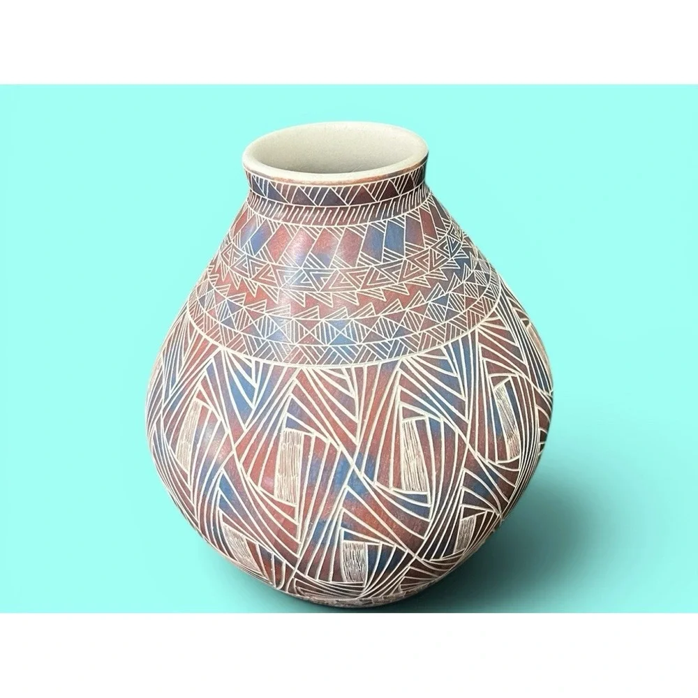 Mata Ortiz Pottery Hector Quintana Cardinal Plants Floral Jar Vase Mexican Art